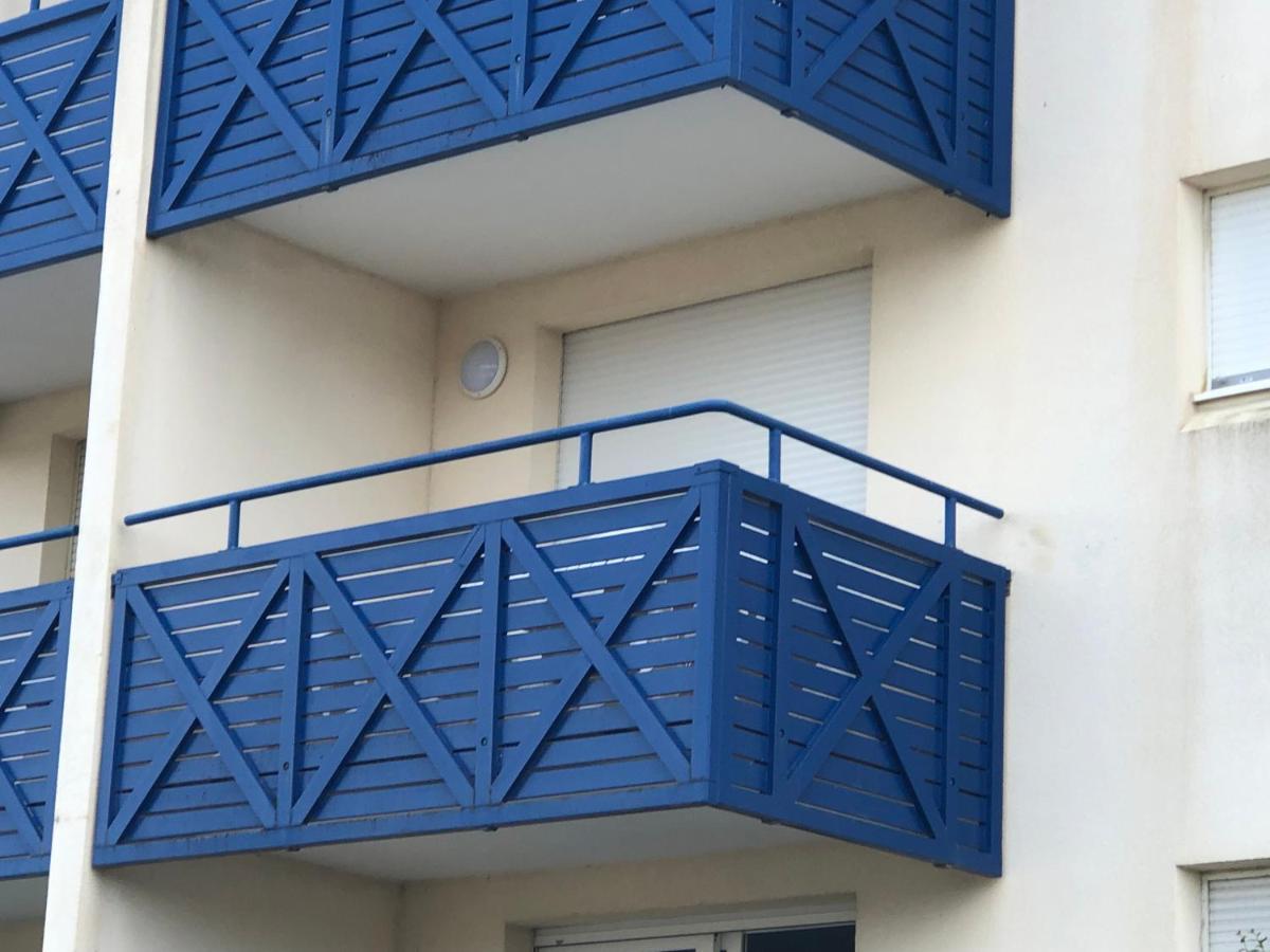 Appartement Climatise Avec Piscine & Mer Bleu Marine لاكانو المظهر الخارجي الصورة